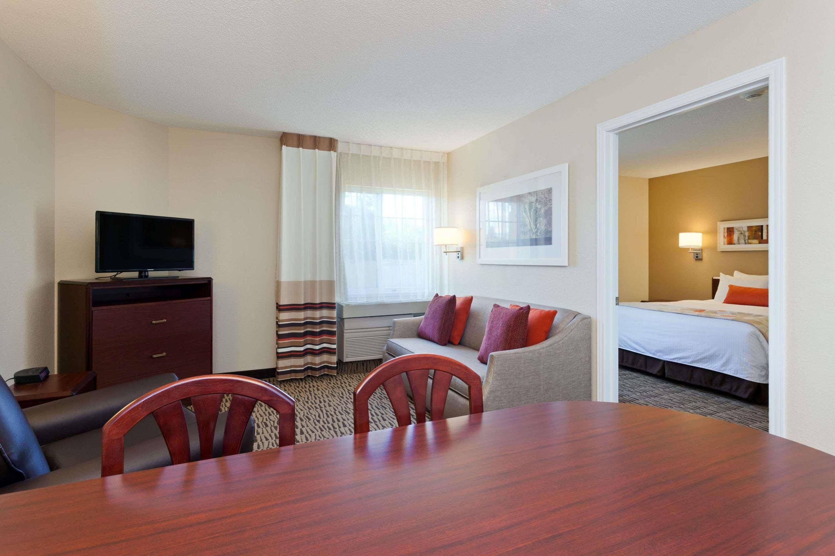 Mainstay Suites Detroit Farmington Hills Exteriér fotografie