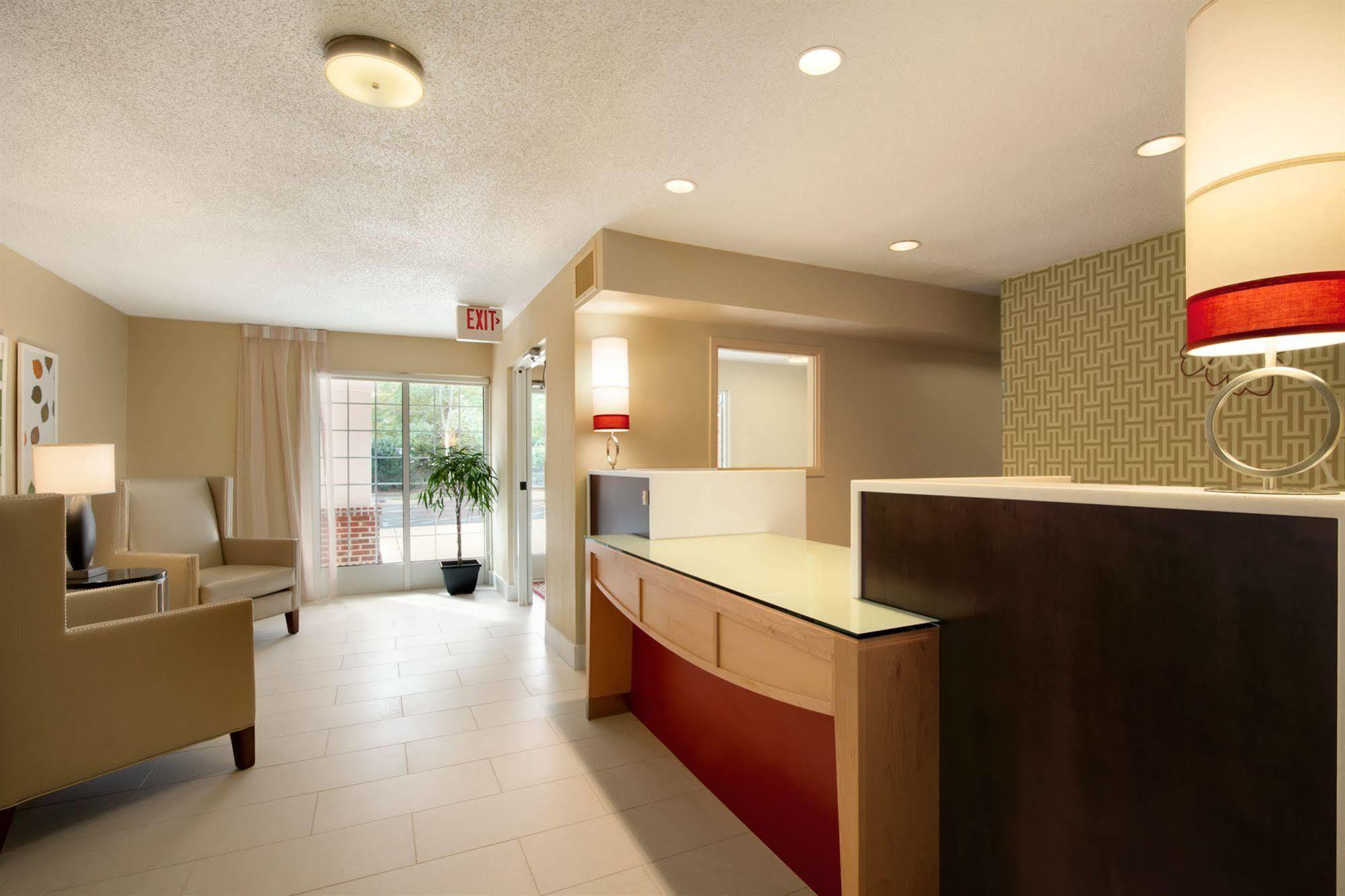 Mainstay Suites Detroit Farmington Hills Exteriér fotografie